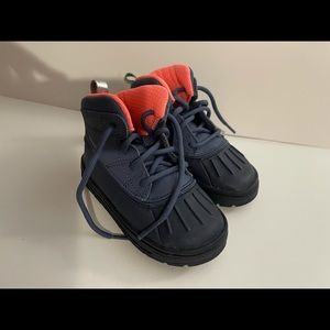 Nike toddler sz 7 sneakers boots